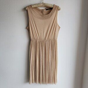 Delicate Gold Sleeveless Shimmery Mini Dress – Sz L